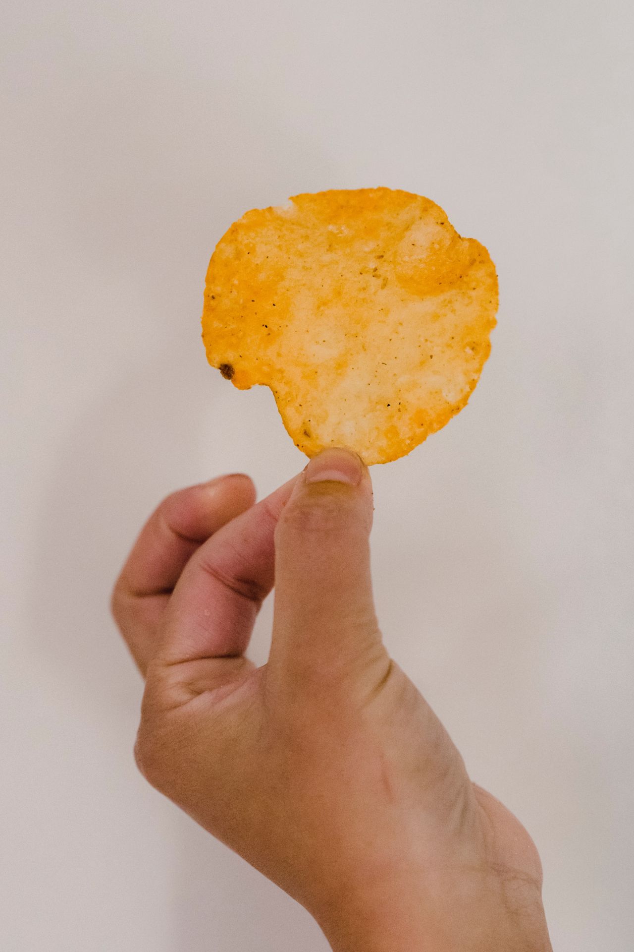 Kartoffelchip - Foto von Tim Samuel @pexels.com