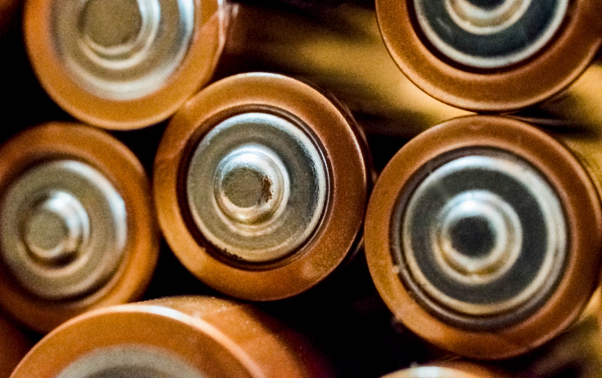 Batterien gestapelt